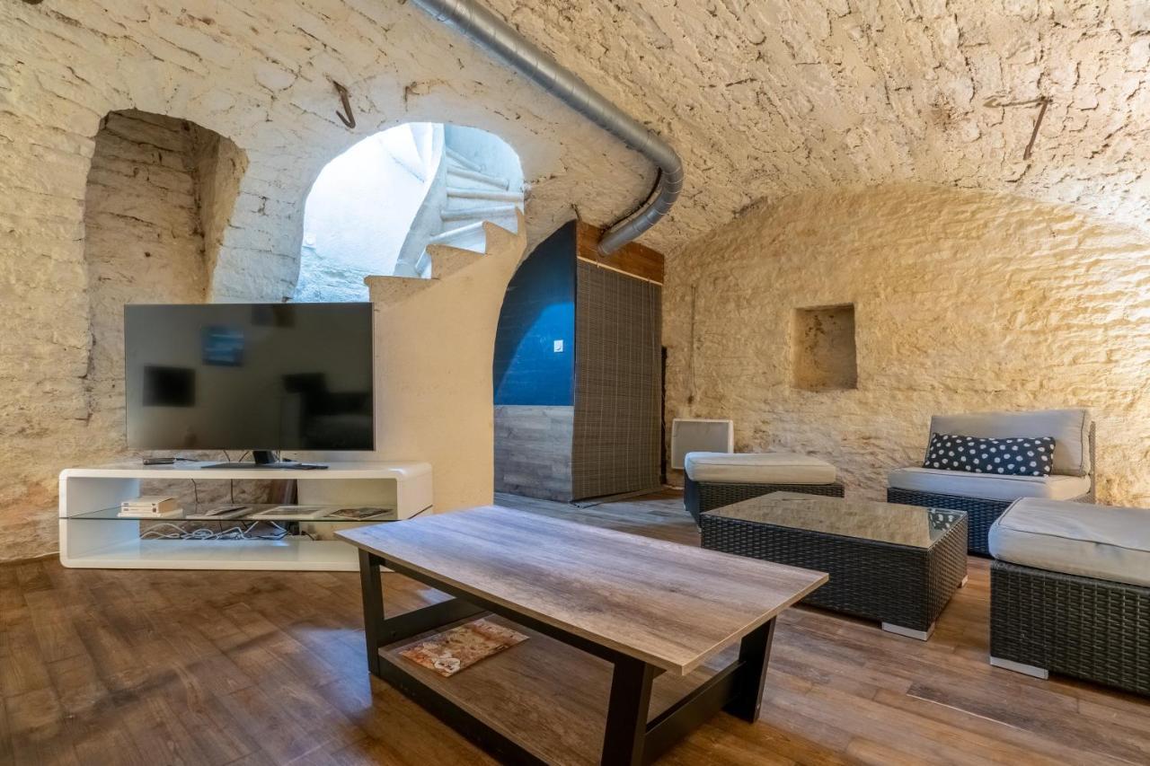 Le Crebillon D'Or - Joli Cocon Dijonnais Apartment Luaran gambar